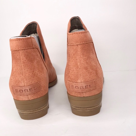 NIB Sorel Lolla Cut Out Booties Suede -Waterproof - Picture 10 of 11